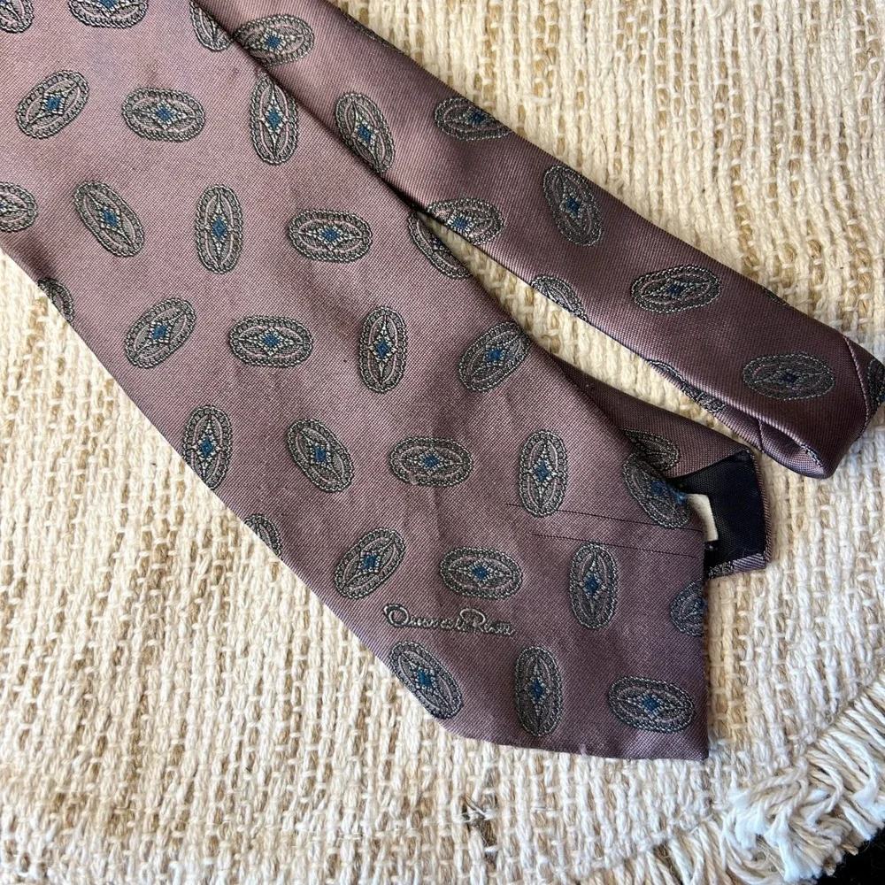 Vintage Oscar de la Renta Purple Men's‎ Silk Tie